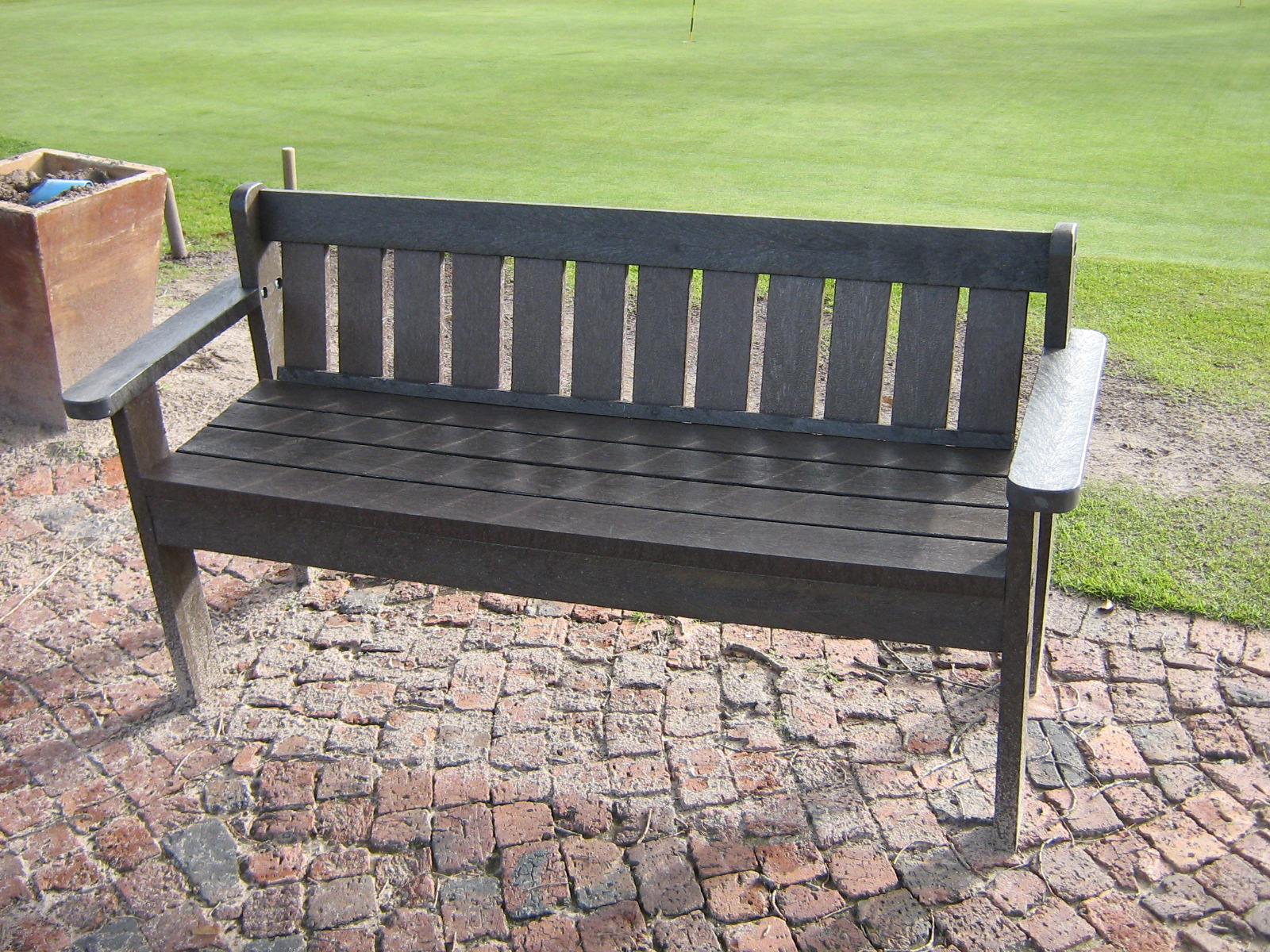 King Bench 1.6Mt 3-Seater - Image 2