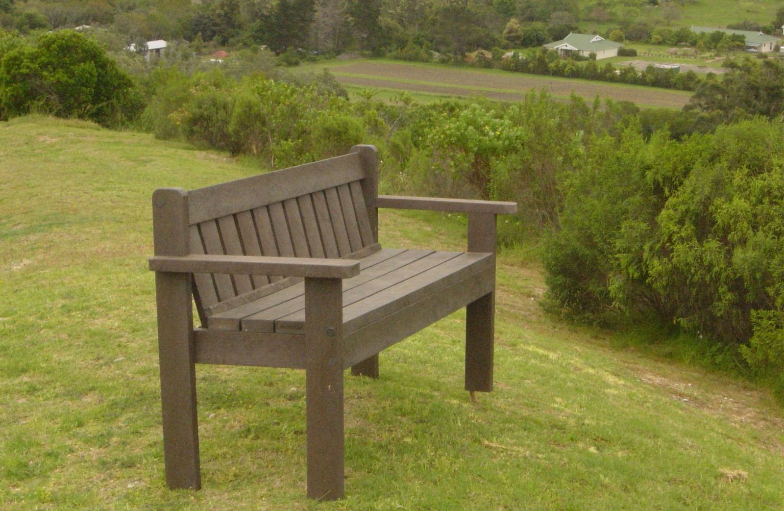 King Bench 1.6Mt 3-Seater - Image 4